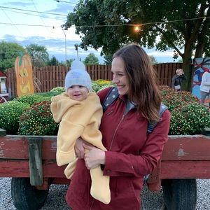 Meet your Posher, Laura